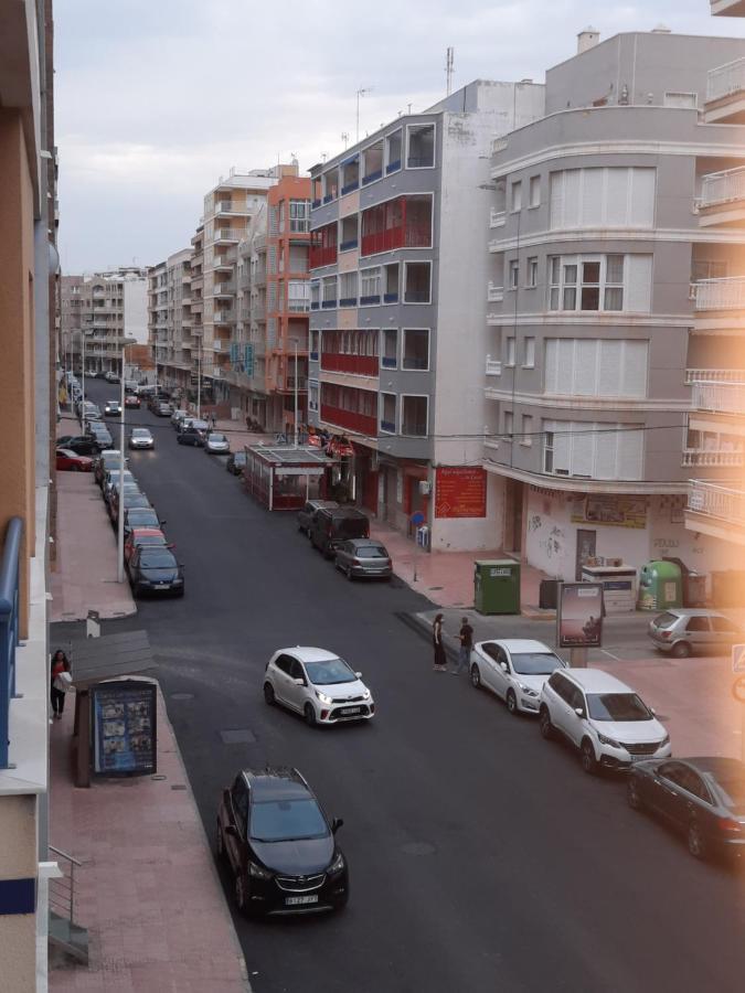 Moderno Apartamento Familiar Junto Al Mar - Conejito Torrevieja Exterior foto